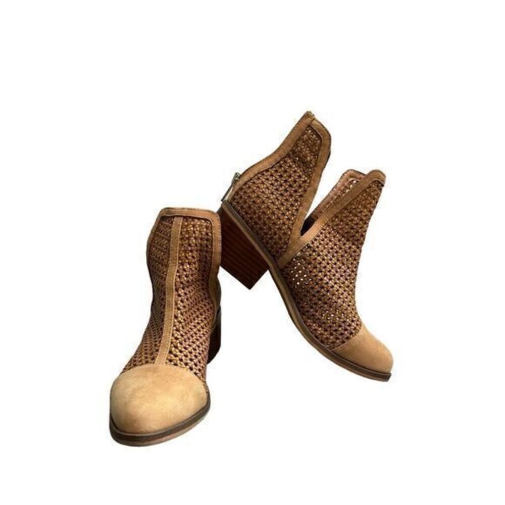 Steve Madden Women's Hollis Cognac Nubuck Ankle‎ Boots (Size: 6.5)